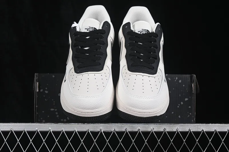 All categories Nk Air Force 1 Air Force series Nk Air Force 1 Low Air Force low-top Nike Air Force 1'07 Low Air Force 1 low-top casual sneakers LF6688-001